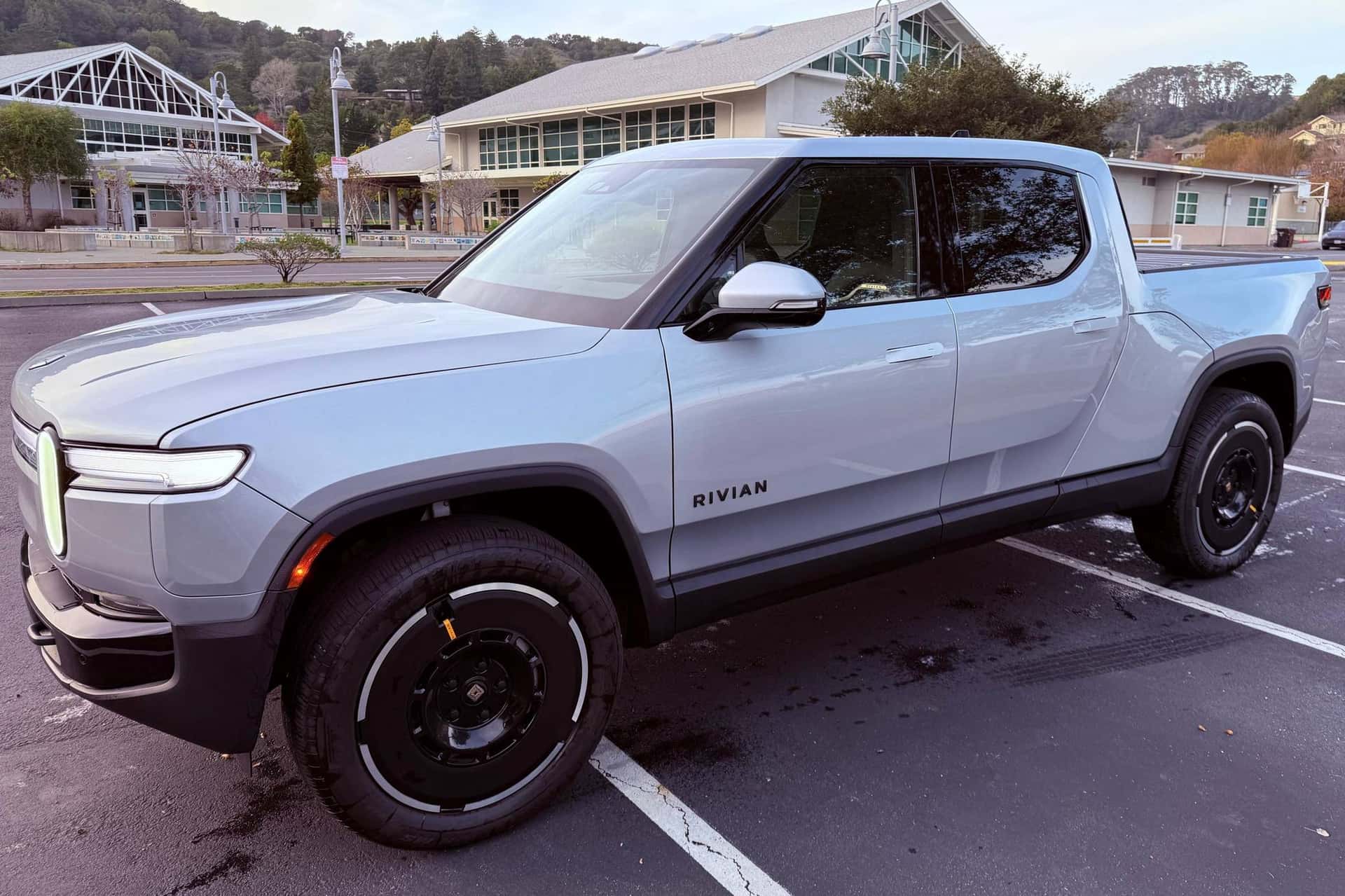 2025 Rivian R1T sold for $78,000