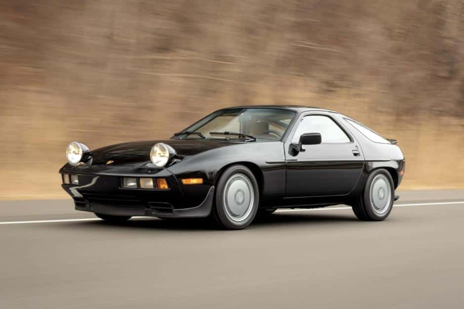 1986 Porsche 928 sold for $44,250