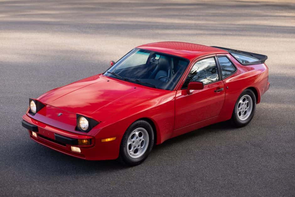 1986 Porsche 944 sold for $30,500