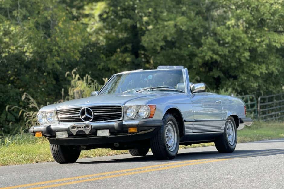 1981 Mercedes-Benz R107 SL sold for $14,125