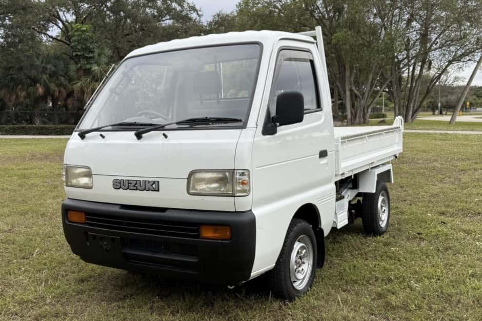 1993 Suzuki Carry sold for $8,600