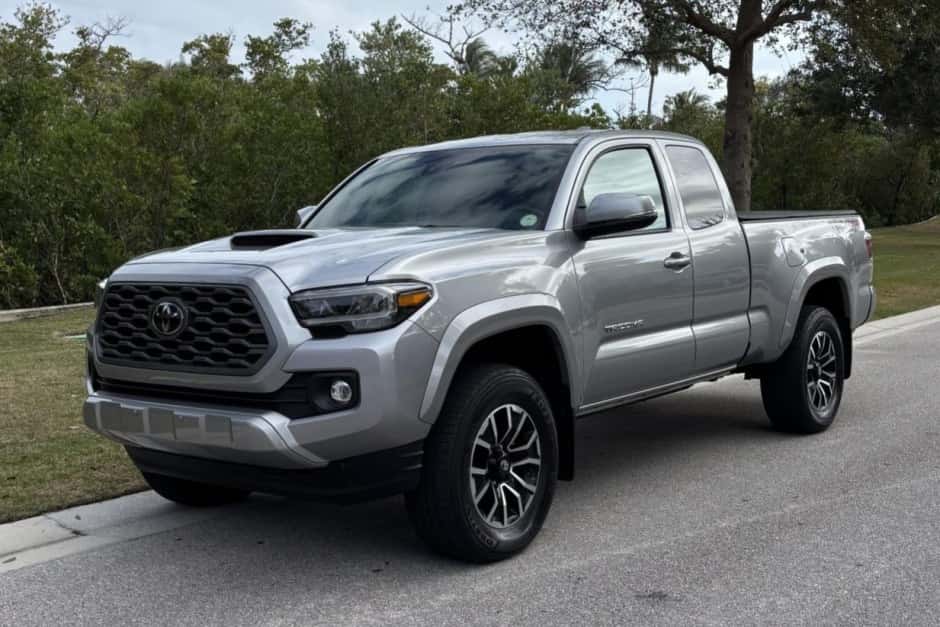 2021 Toyota Tacoma (N300 2016-2023) sold for $33,850
