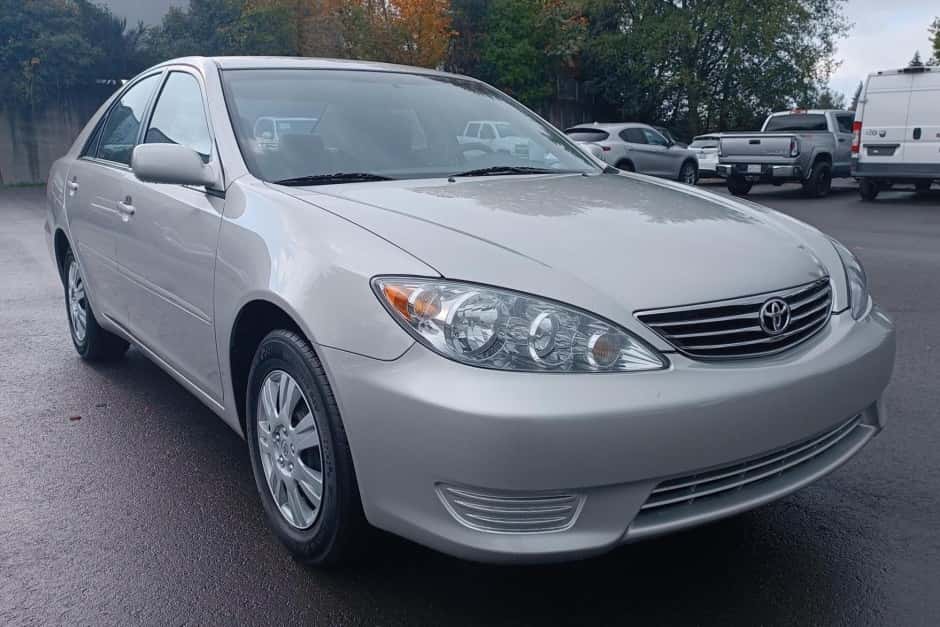 2005 Toyota Camry sold for $7,700