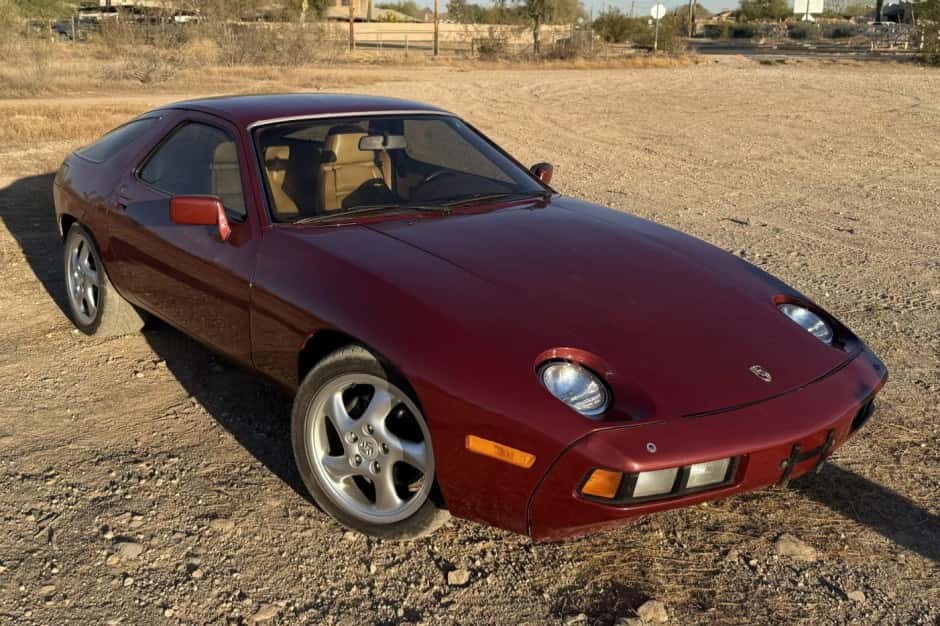 1982 Porsche 928 sold for $6,444