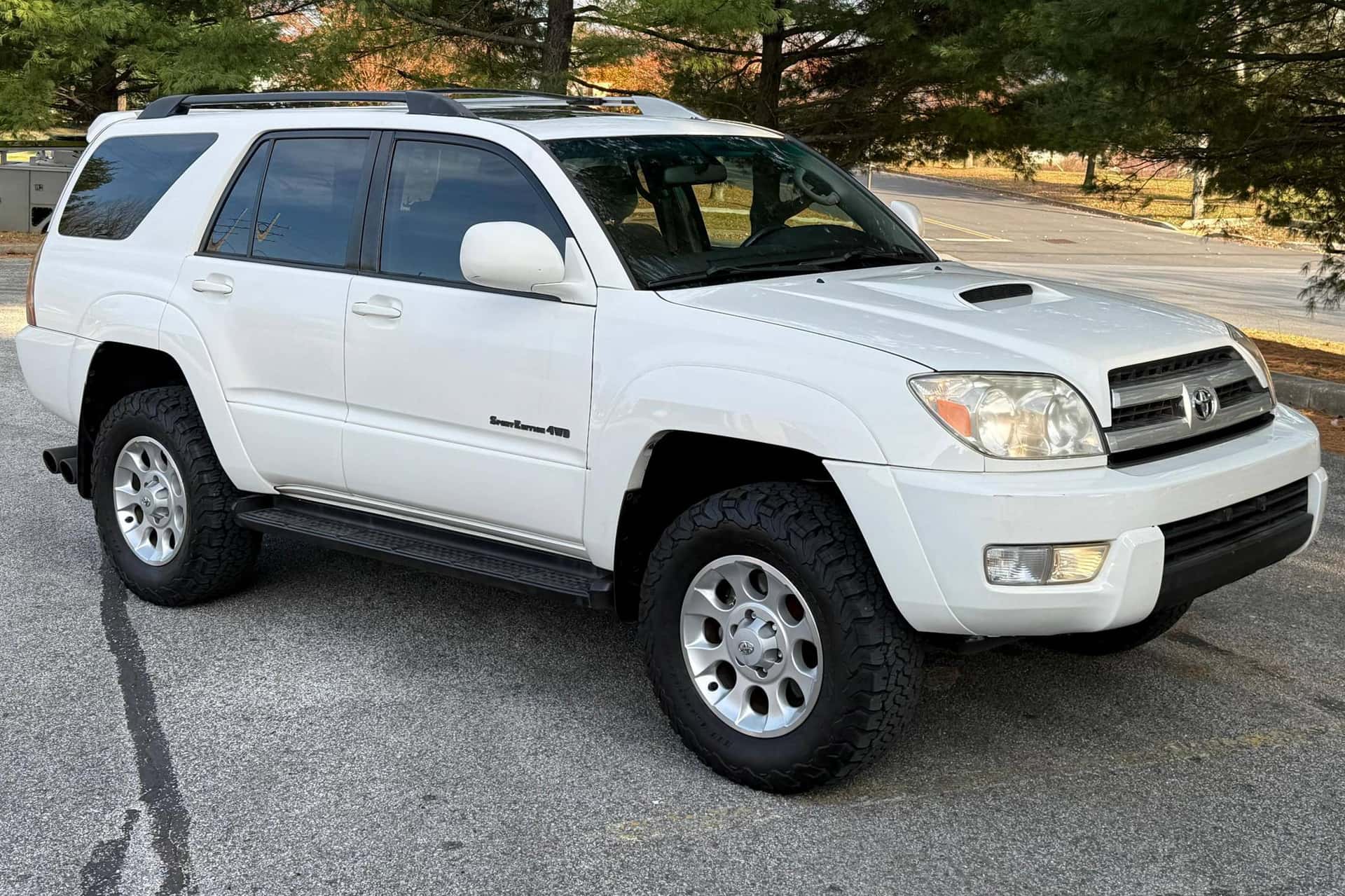 2004 Toyota 4Runner sold for $9,250