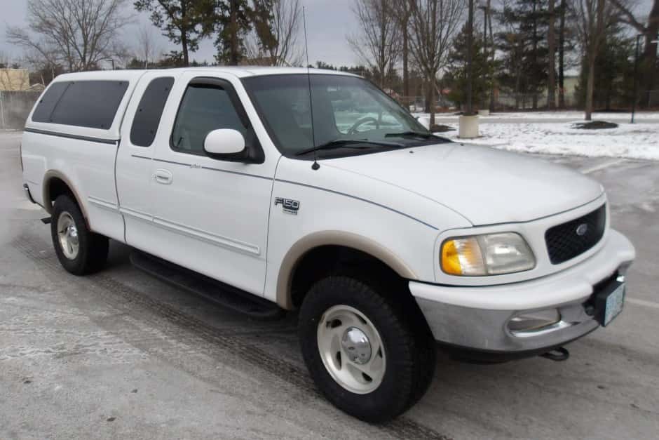 1998 Ford F-150 (1997-2004) sold for $9,800