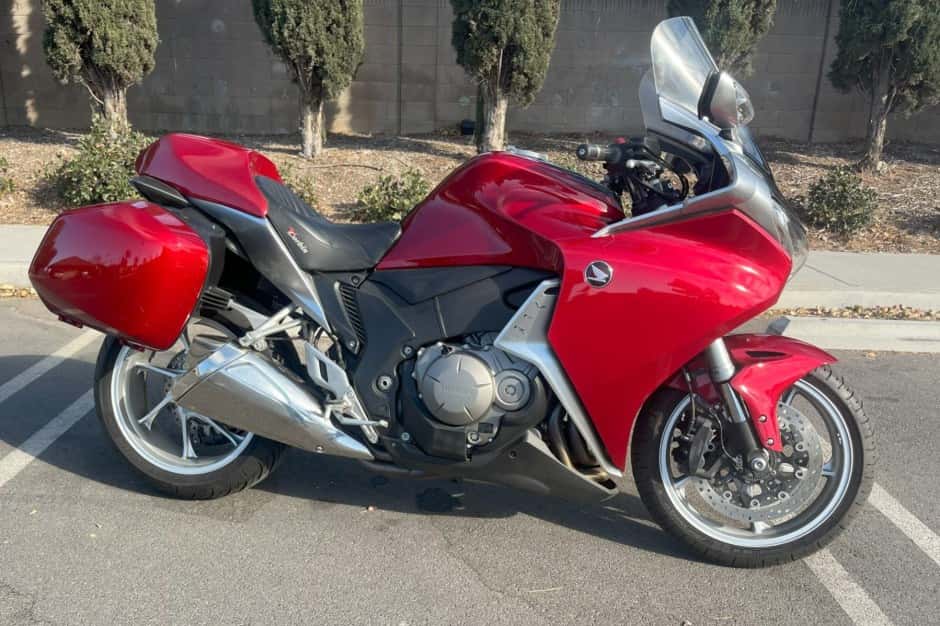 2010 Honda VF & VFR sold for $4,700