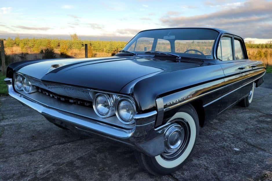 1961 Oldsmobile 88 sold for $17,000