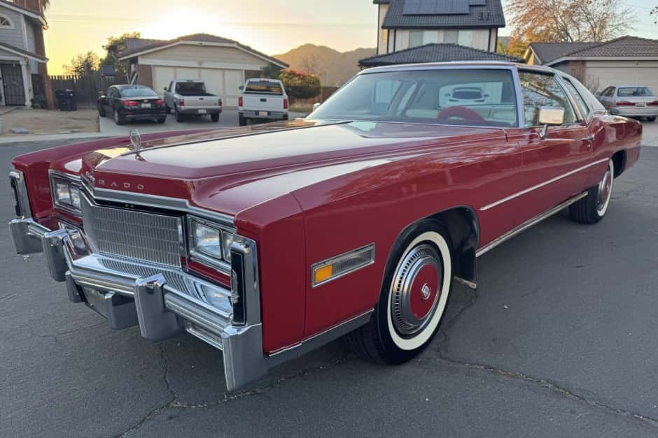 1977 Cadillac Eldorado (1971-1978) sold for $15,000