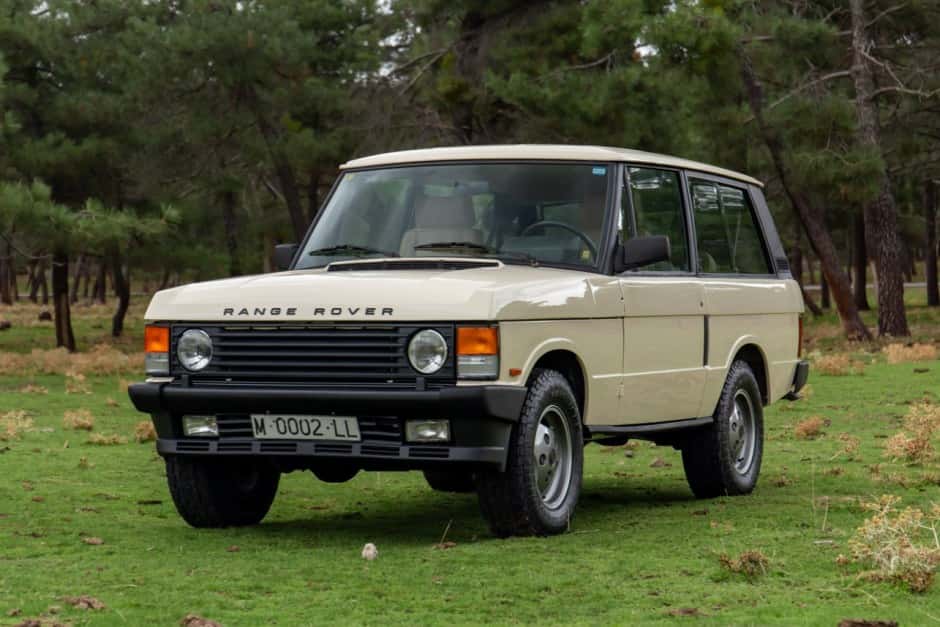 1990 Land Rover Range Rover Classic sold for $34,000