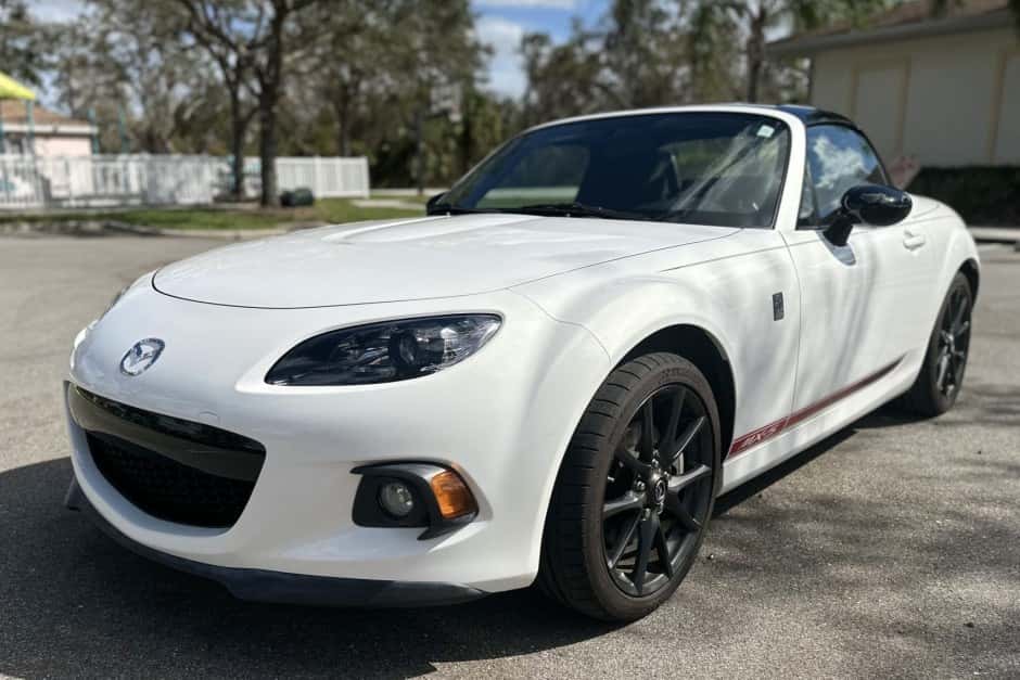 2015 Mazda NC MX-5 Miata sold for $21,000