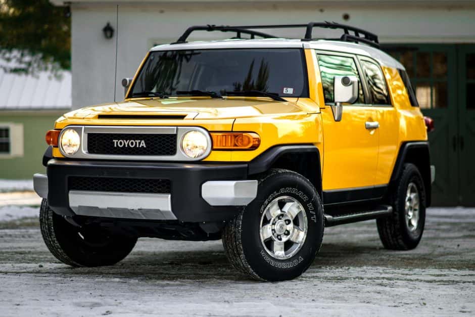2008 Toyota FJ Cruiser sold for $10,500