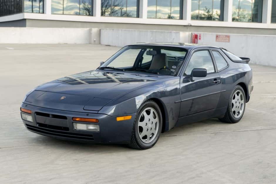 1988 Porsche 944 Turbo sold for $23,500
