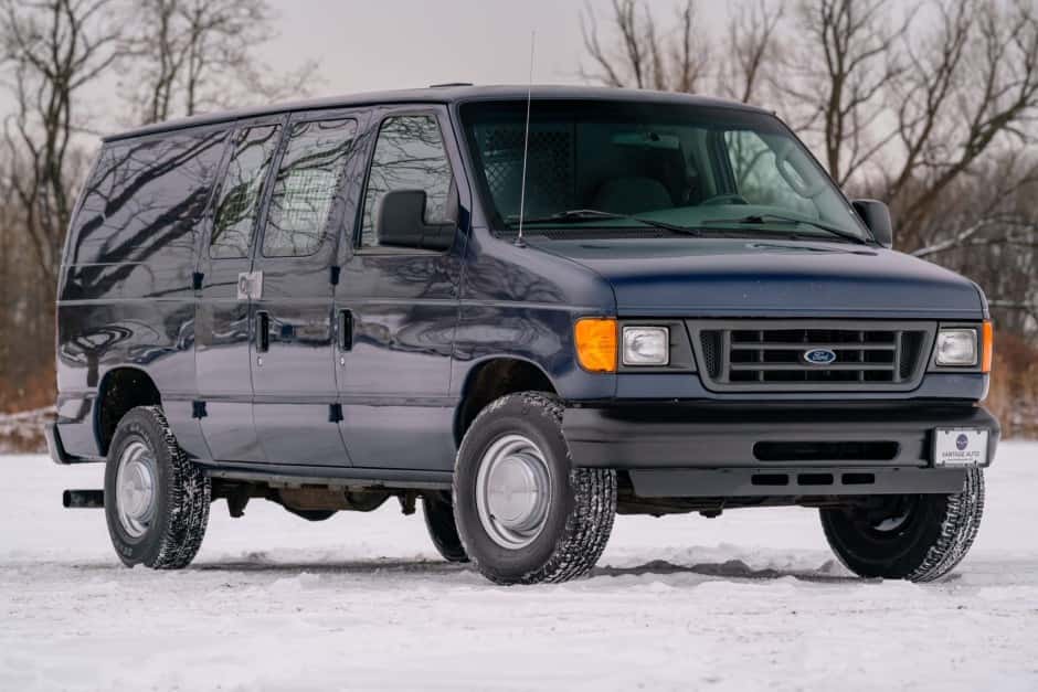 2005 Ford Econoline Van sold for $10,300