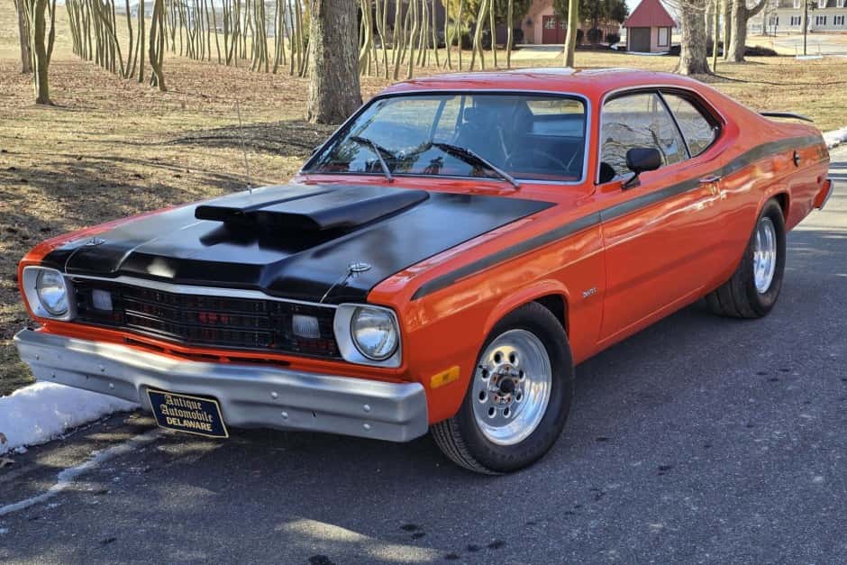 1974 Plymouth Duster sold for $13,501