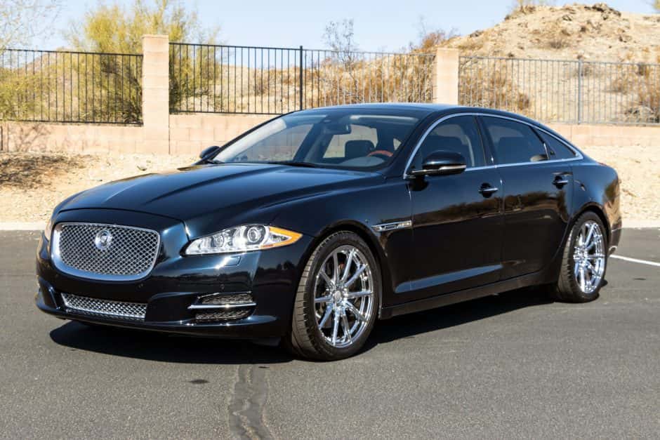 2012 Jaguar X351 XJ (2010-2019) sold for $11,250