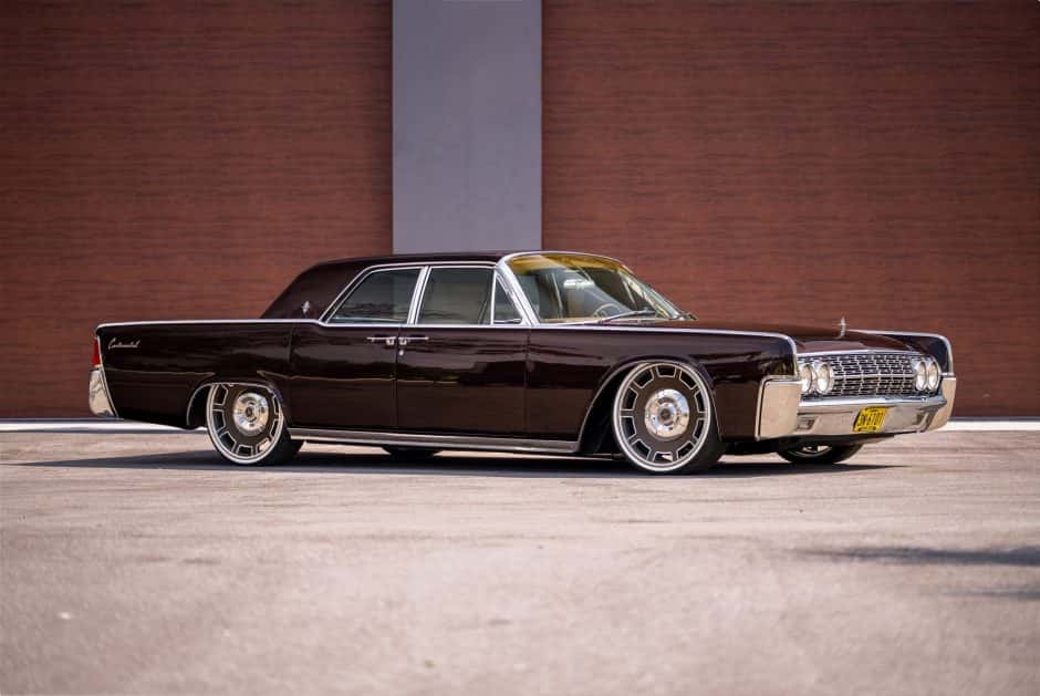 1962 Lincoln Continental (1961-1969) sold for $133,000