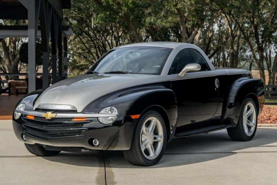 2006 Chevrolet SSR sold for $33,000