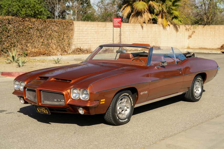 1971 Pontiac GTO sold for $30,250