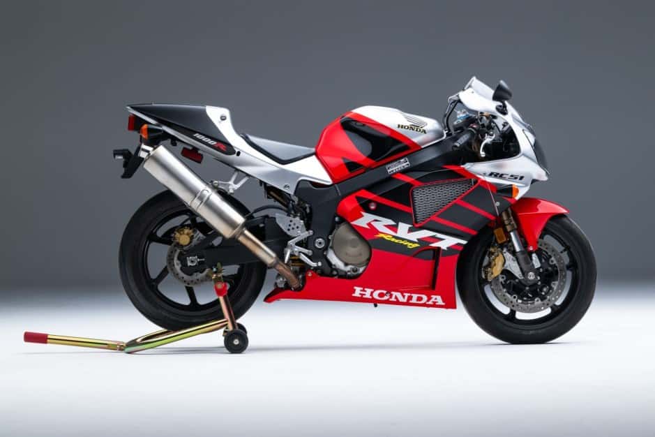 2000 Honda RC51 sold for $17,500