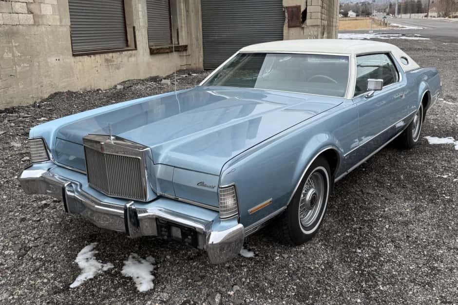 1973 Lincoln Continental Mark IV (1972-1976) sold for $5,000
