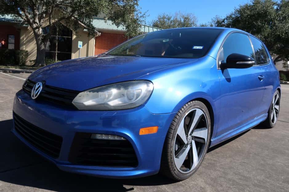 2012 Volkswagen Golf R sold for $9,000