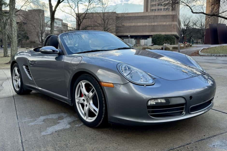 2005 Porsche 987 Boxster sold for $15,500