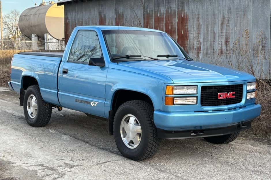1994 GMC Sierra (GMT400 1988-2002) sold for $35,250