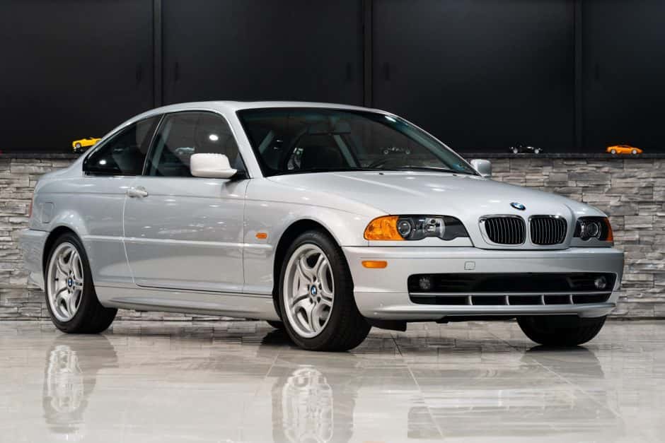 2000 BMW E46 3-Series Coupe sold for $30,500