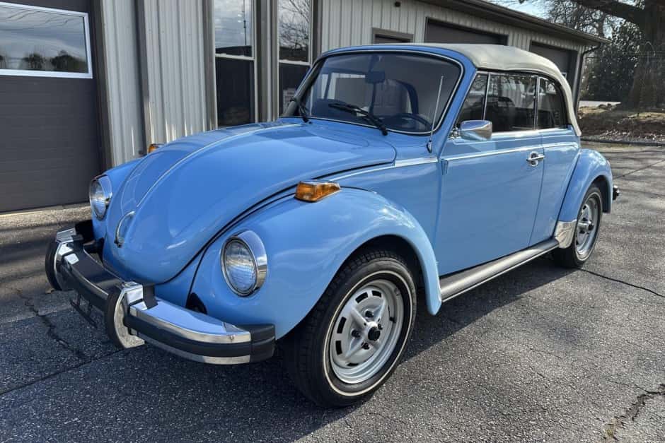 1979 Volkswagen Super Beetle sold for $82,000