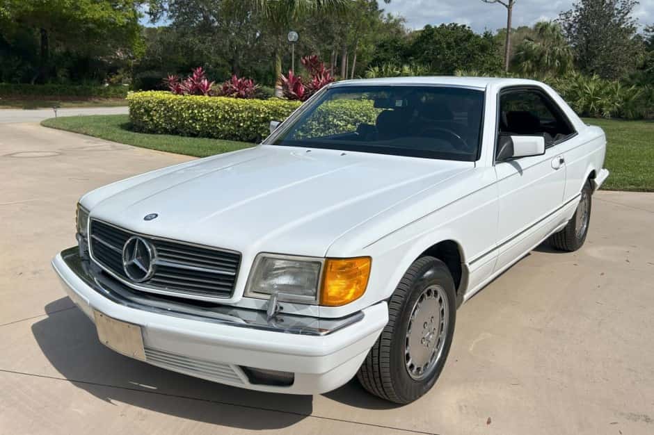1990 Mercedes-Benz C126 sold for $12,060