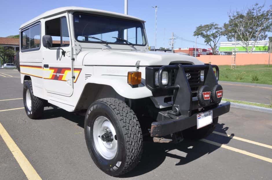 1996 Toyota Land Cruiser FJ40 sold for $28,500
