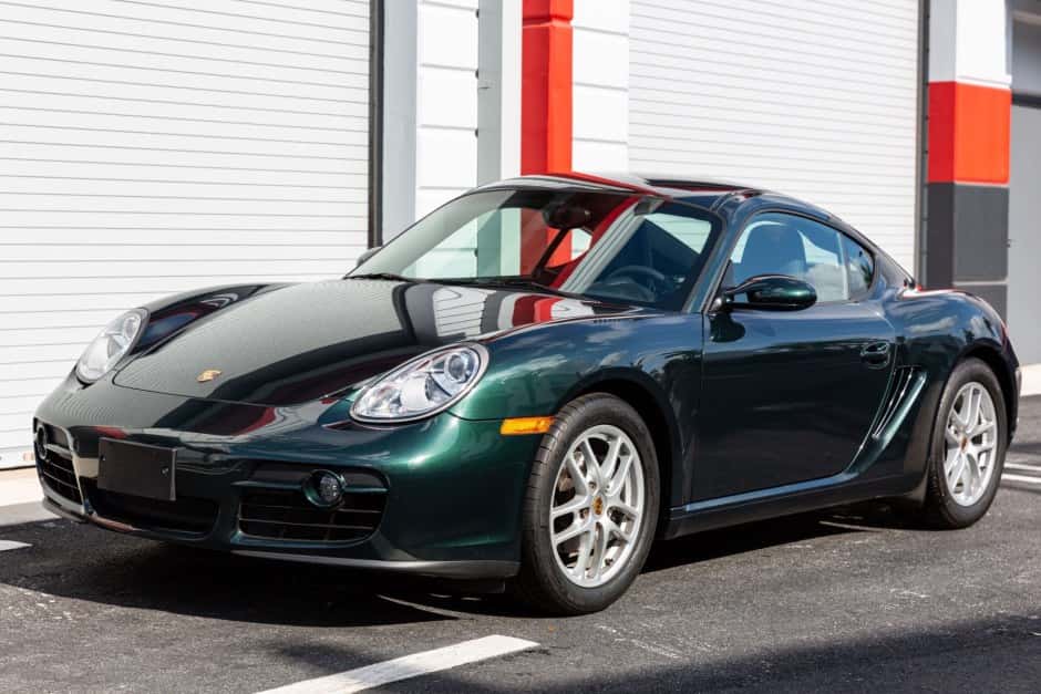 2008 Porsche 987 Cayman sold for $27,987