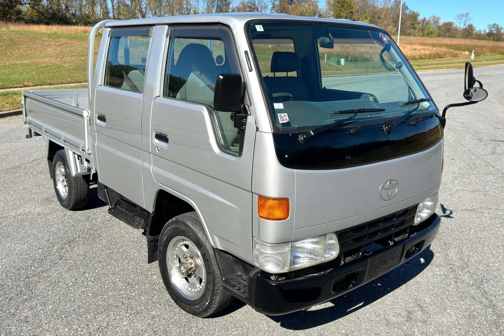 1997 Toyota Dyna sold for $12,100