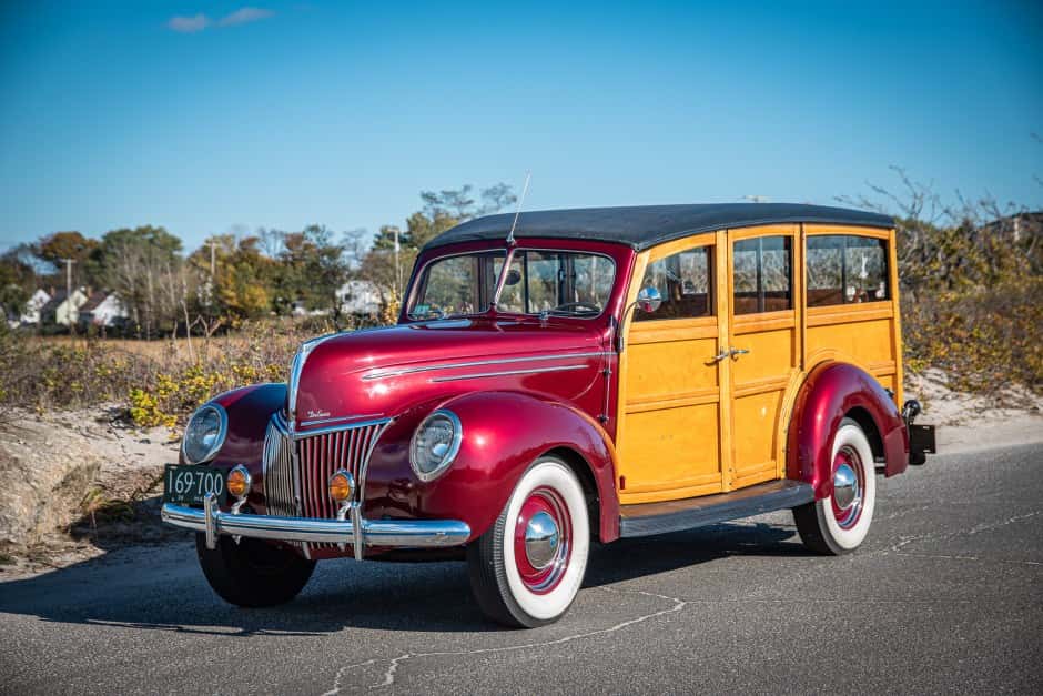 1939 Ford Standard, Deluxe, & Super Deluxe sold for $36,500