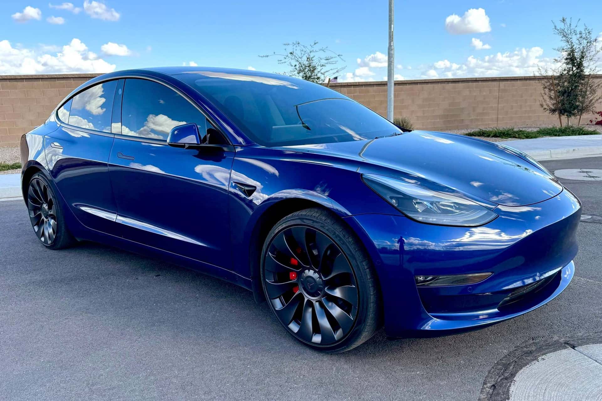 2021 Tesla Model 3 sold for $25,250