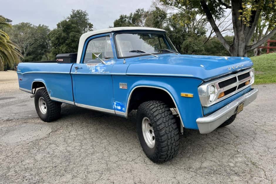 1970 Dodge D-Series (1965-1971) sold for $8,900