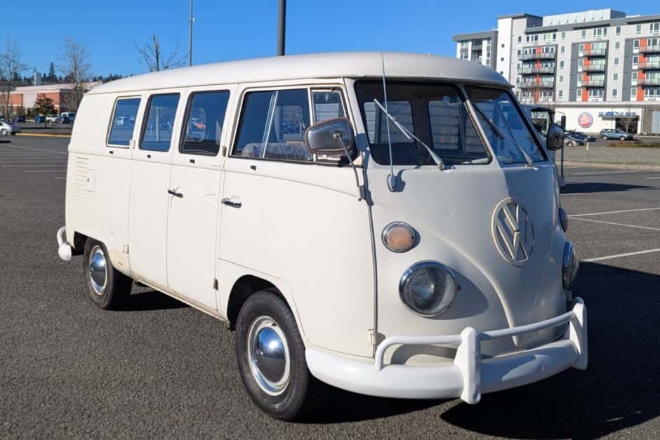 1966 Volkswagen Split-Window Bus sold for $23,000