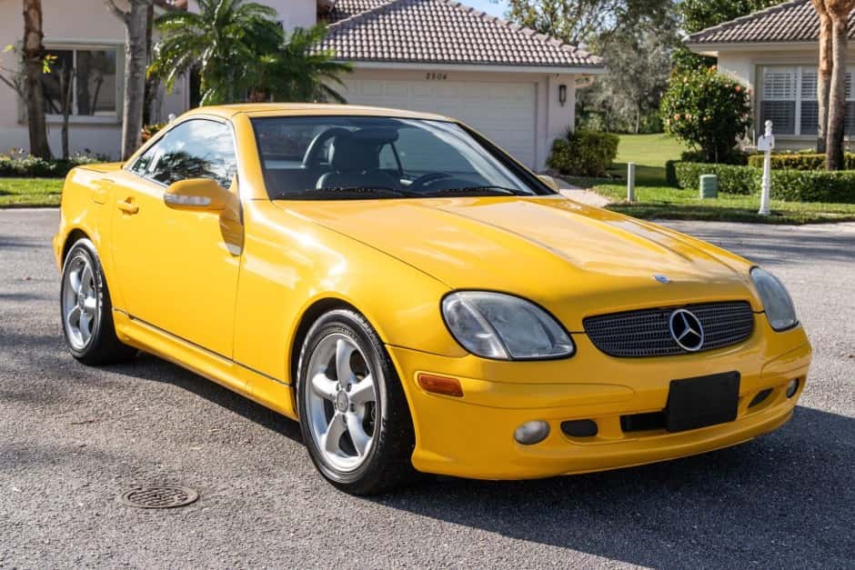 2001 Mercedes-Benz SLK-Class sold for $9,380