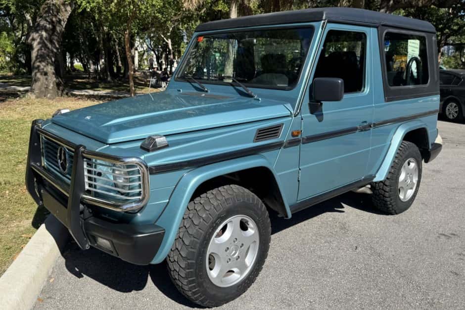 1995 Mercedes-Benz W463 G-Class (1990-2018) sold for $42,000
