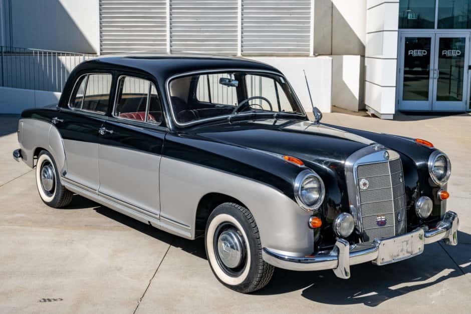 1957 Mercedes-Benz Ponton sold for $18,000