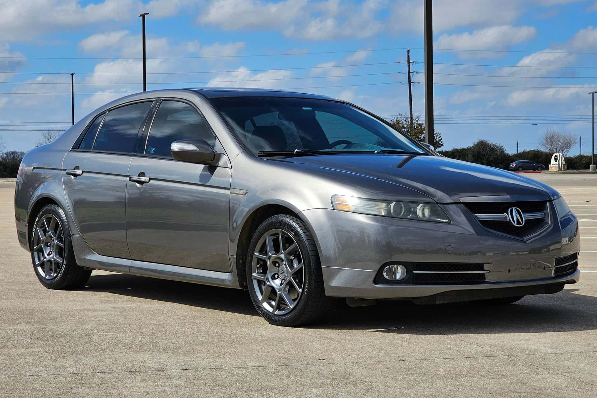 2007 Acura TL sold for $8,100