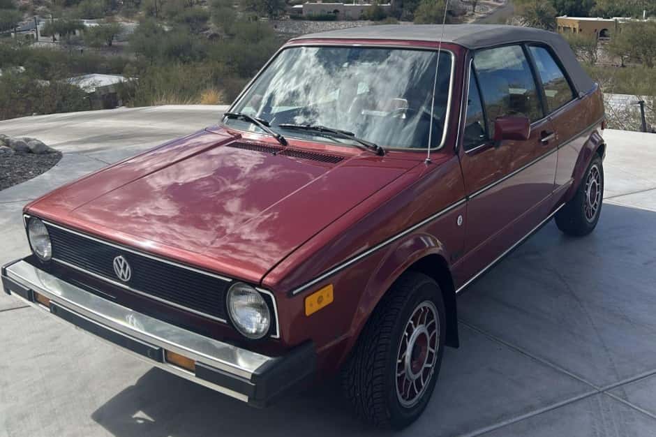 1986 Volkswagen Golf/Rabbit Cabriolet Mk1 sold for $9,000