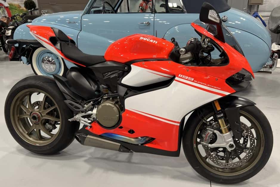 2014 Ducati Superleggera sold for $40,000