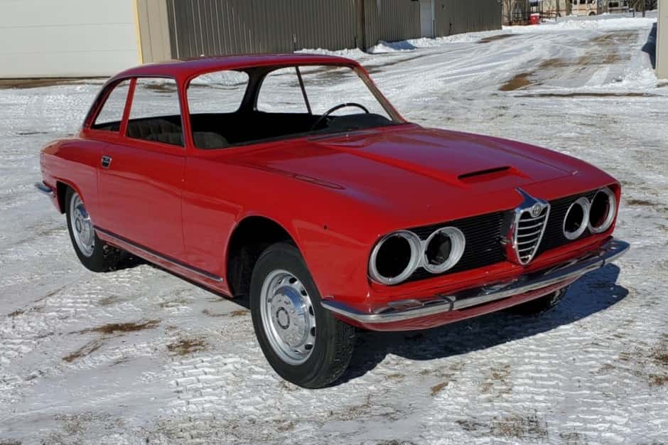 1966 Alfa Romeo 106-Series 2600 sold for $7,200
