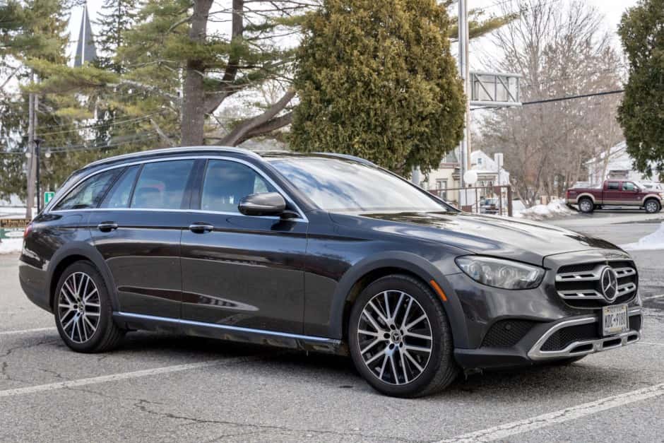 2023 Mercedes-Benz W213 E-Class sold for $51,000