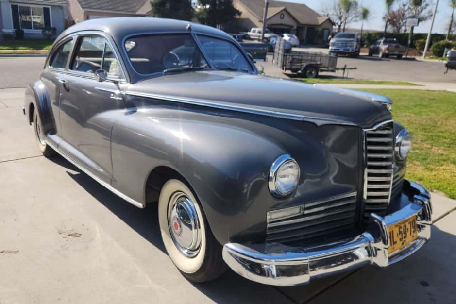 1947 Packard Clipper sold for $13,500