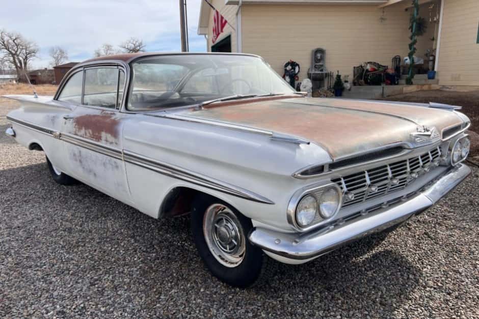 1959 Chevrolet Impala sold for $23,100
