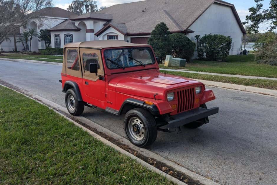 1989 Jeep Wrangler YJ (1987-1995) sold for $9,500