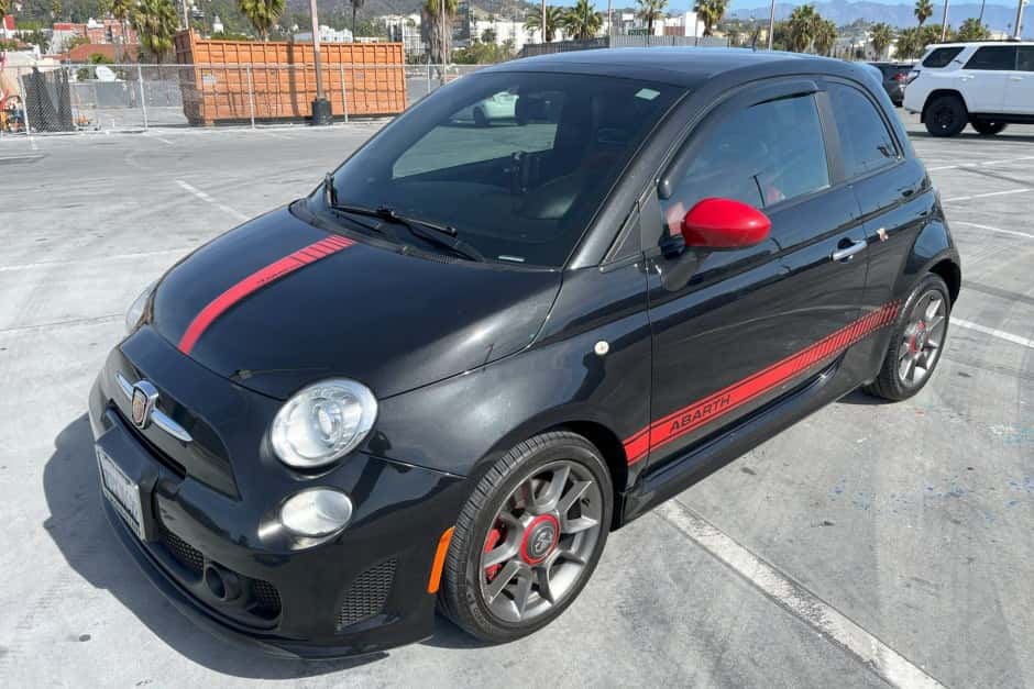 2013 Fiat 500 (2012-2019) sold for $9,500